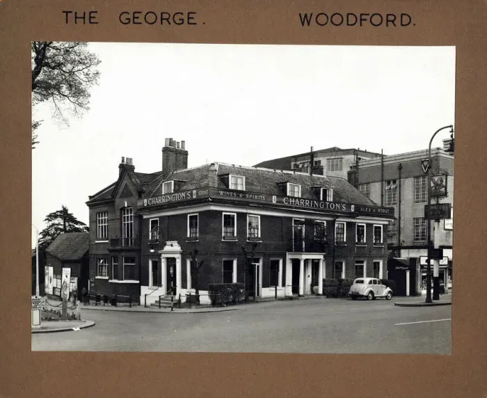 Framed Print : Photograph of George PH, Woodford, Greater London Framed Print : Photograph of George PH, Woodford, Greater London