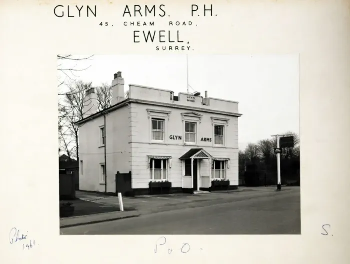 Framed Print : Photograph of Glyn Arms, Ewell, Surrey Framed Print : Photograph of Glyn Arms, Ewell, Surrey