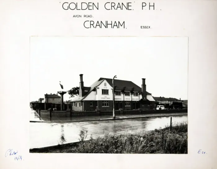 Framed Print : Photograph of Golden Crane PH, Cranham, Essex Framed Print : Photograph of Golden Crane PH, Cranham, Essex