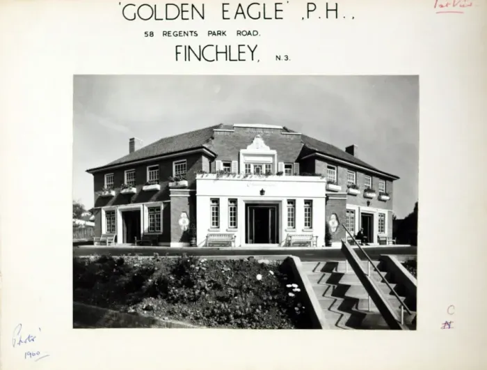 Framed Print : Photograph of Golden Eagle PH, Finchley, London Framed Print : Photograph of Golden Eagle PH, Finchley, London