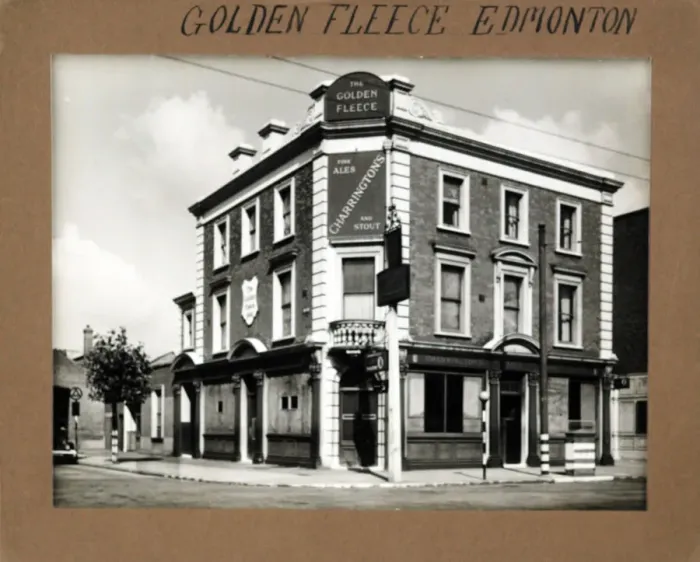 Framed Print : Photograph of Golden Fleece PH, Edmonton, London Framed Print : Photograph of Golden Fleece PH, Edmonton, London