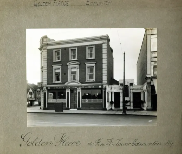 Framed Print : Photograph of Golden Fleece PH, Edmonton, London Framed Print : Photograph of Golden Fleece PH, Edmonton, London