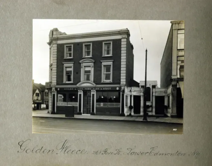Framed Print : Photograph of Golden Fleece PH, Edmonton, London Framed Print : Photograph of Golden Fleece PH, Edmonton, London