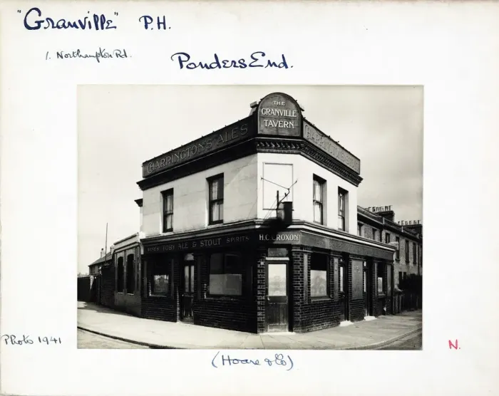 Framed Print : Photograph of Granville Tavern, Ponders End, Greater London Framed Print : Photograph of Granville Tavern, Ponders End, Greater London