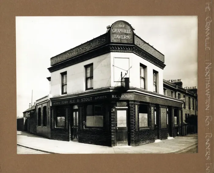 Framed Print : Photograph of Granville Tavern, Ponders End, Greater London Framed Print : Photograph of Granville Tavern, Ponders End, Greater London