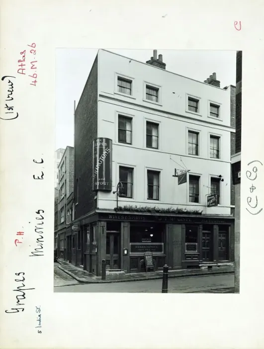 Framed Print : Photograph of Grapes PH, Minories, London Framed Print : Photograph of Grapes PH, Minories, London