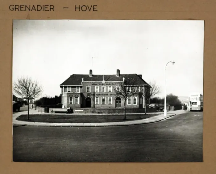 Framed Print : Photograph of Grenadier Hotel, Hove, Sussex Framed Print : Photograph of Grenadier Hotel, Hove, Sussex