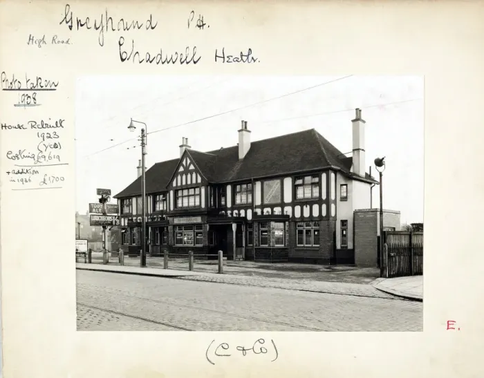 Framed Print : Photograph of Greyhound PH, Chadwell Heath, Greater London Framed Print : Photograph of Greyhound PH, Chadwell Heath, Greater London
