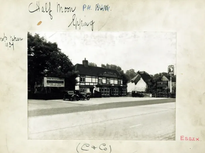 Framed Print : Photograph of Half Moon PH, Epping, Essex Framed Print : Photograph of Half Moon PH, Epping, Essex