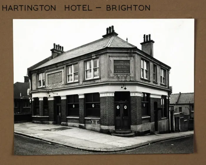 Framed Print : Photograph of Hartington Hotel, Brighton, Sussex Framed Print : Photograph of Hartington Hotel, Brighton, Sussex