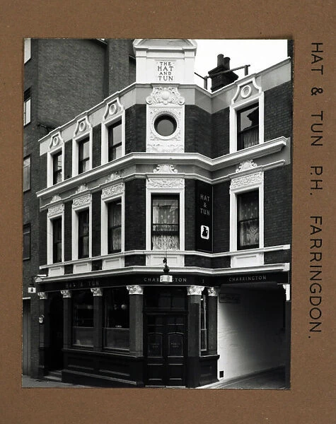 Photograph of Hat & Tun PH, Farringdon, London