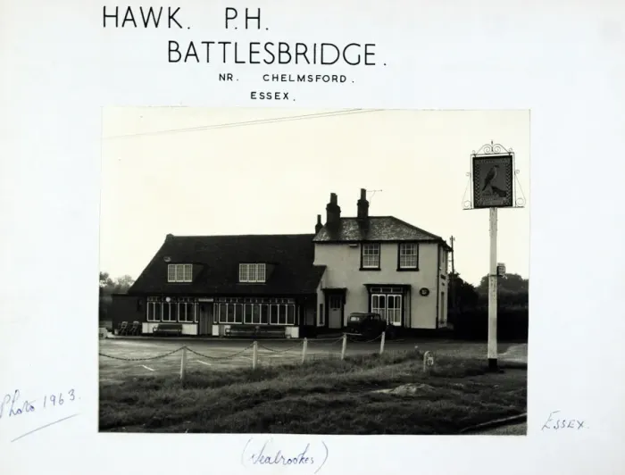 Framed Print : Photograph of Hawk PH, Battlesbridge, Essex Framed Print : Photograph of Hawk PH, Battlesbridge, Essex