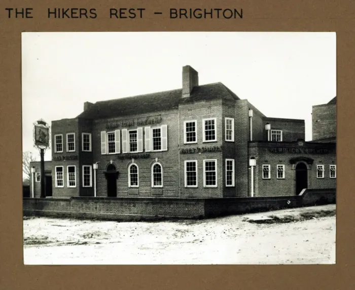 Framed Print : Photograph of Hikers Rest PH, Brighton, Sussex Framed Print : Photograph of Hikers Rest PH, Brighton, Sussex