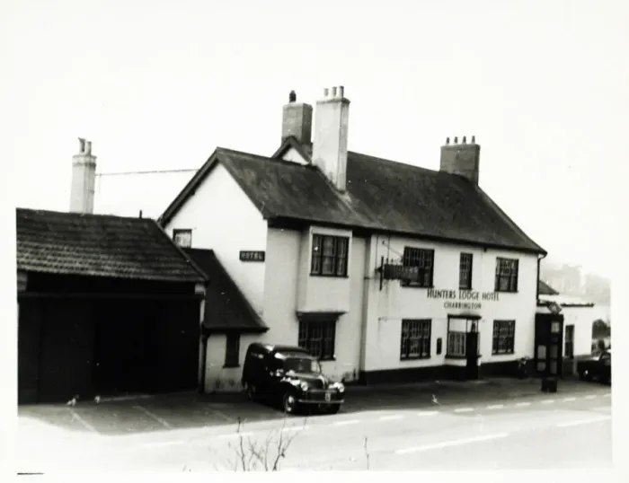 Framed Print : Photograph of Hunters Lodge PH, Axminster, Somerset
