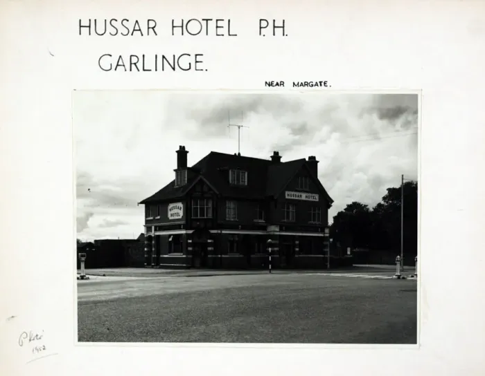 Framed Print : Photograph of Hussar Hotel, Garlinge, Kent Framed Print : Photograph of Hussar Hotel, Garlinge, Kent
