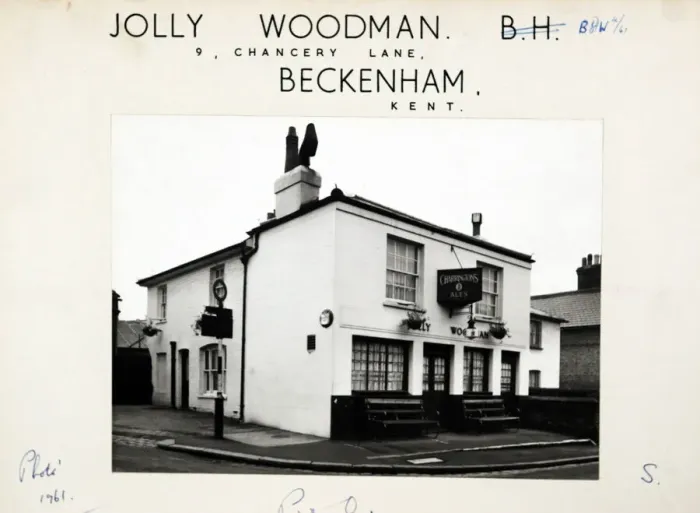 Framed Print : Photograph of Jolly Woodman PH, Beckenham, Greater London Framed Print : Photograph of Jolly Woodman PH, Beckenham, Greater London