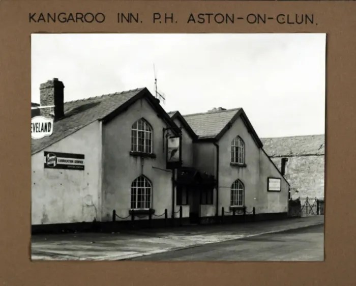 Framed Print : Photograph of Kangaroo Inn, Aston. on. Clun, Shropshire Framed Print : Photograph of Kangaroo Inn, Aston. on. Clun, Shropshire