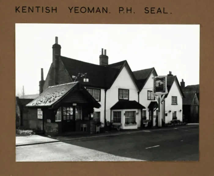 Framed Print : Photograph of Kentish Yeoman PH, Seal, Kent Framed Print : Photograph of Kentish Yeoman PH, Seal, Kent