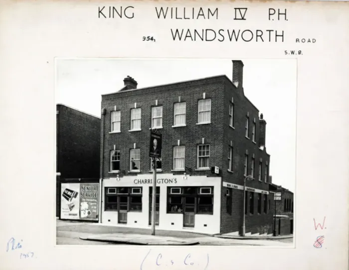 Framed Print : Photograph of King William IV PH, Wandsworth, London Framed Print : Photograph of King William IV PH, Wandsworth, London
