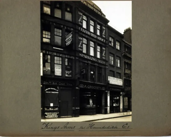 Framed Print : Photograph of Kings Arms, Houndsditch, London Framed Print : Photograph of Kings Arms, Houndsditch, London