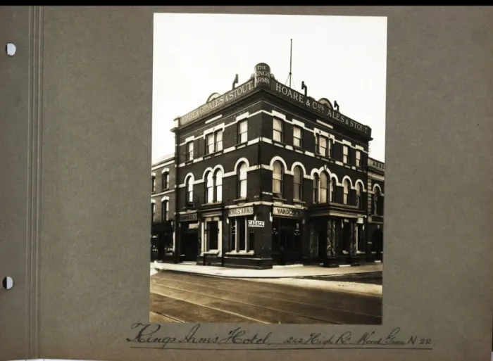 Framed Print : Photograph of Kings Arms, Wood Green, London Framed Print : Photograph of Kings Arms, Wood Green, London