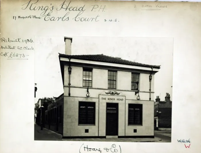 Framed Print : Photograph of Kings Head PH, Earls Court, London Framed Print : Photograph of Kings Head PH, Earls Court, London
