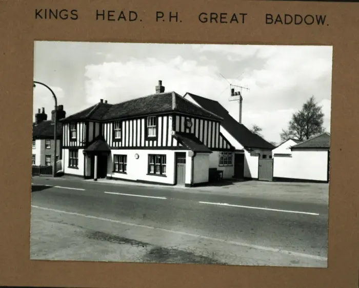 Framed Print : Photograph of Kings Head PH, Great Baddow, Essex Framed Print : Photograph of Kings Head PH, Great Baddow, Essex