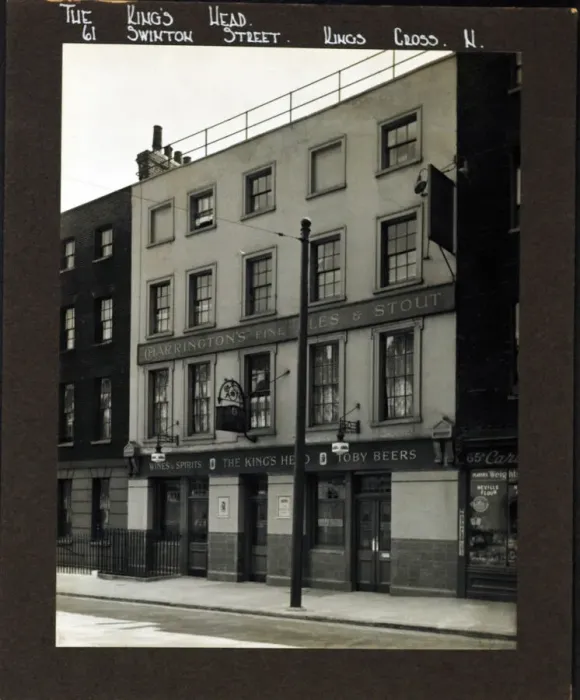 Framed Print : Photograph of Kings Head PH, Kings Cross, London Framed Print : Photograph of Kings Head PH, Kings Cross, London