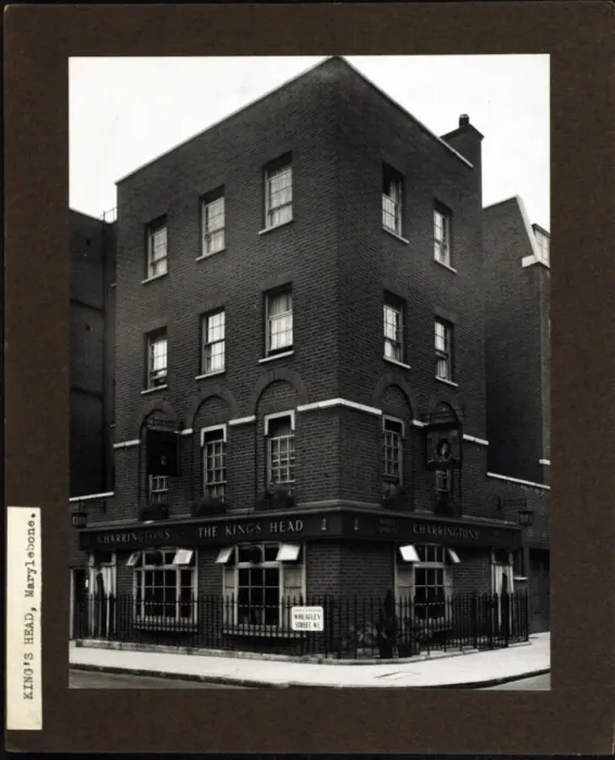 Framed Print : Photograph of Kings Head PH, Marylebone, London Framed Print : Photograph of Kings Head PH, Marylebone, London