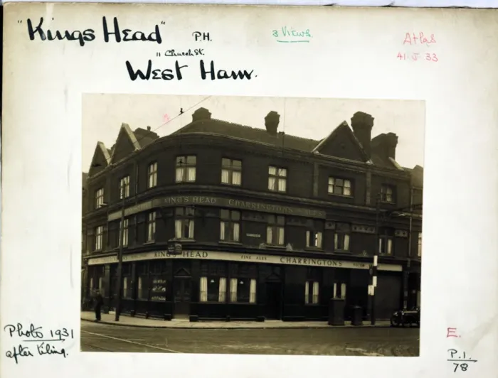 Framed Print : Photograph of Kings Head PH, West Ham, London Framed Print : Photograph of Kings Head PH, West Ham, London