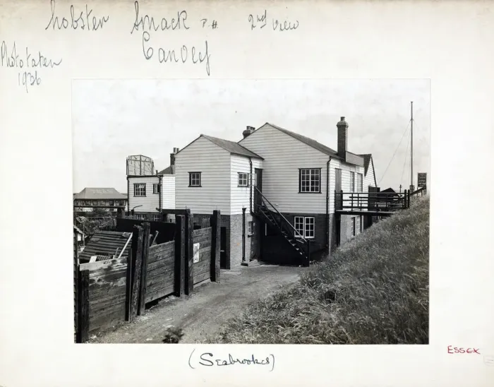 Framed Print : Photograph of Lobster Smack PH, Canvey, Essex Framed Print : Photograph of Lobster Smack PH, Canvey, Essex