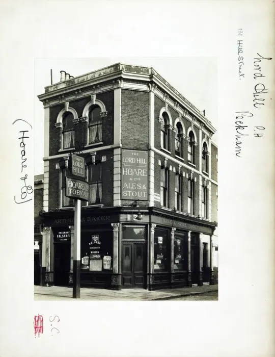 Framed Print : Photograph of Lord Hill PH, Peckham, London Framed Print : Photograph of Lord Hill PH, Peckham, London