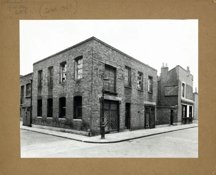 Framed Print : Photograph of Lord Nelson PH, Bethnal Green, London Framed Print : Photograph of Lord Nelson PH, Bethnal Green, London