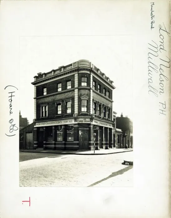 Framed Print : Photograph of Lord Nelson PH, Millwall, London Framed Print : Photograph of Lord Nelson PH, Millwall, London