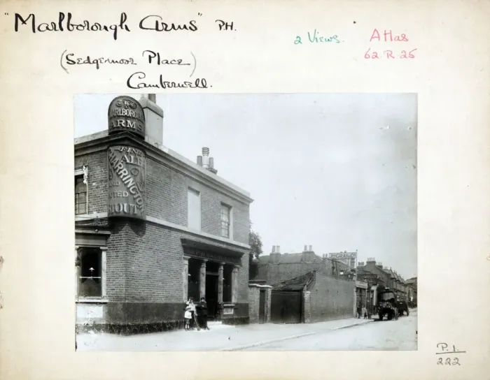 Framed Print : Photograph of Marlborough Arms, Camberwell (Old), London Framed Print : Photograph of Marlborough Arms, Camberwell (Old), London