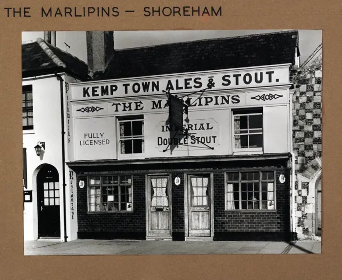 Framed Print : Photograph of Marlipins PH, Shoreham, Sussex Framed Print : Photograph of Marlipins PH, Shoreham, Sussex