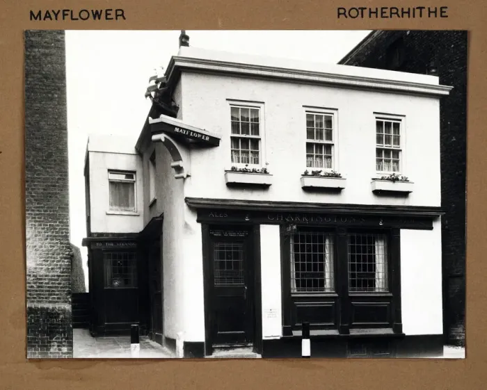 Framed Print : Photograph of Mayflower PH, Rotherhithe, London