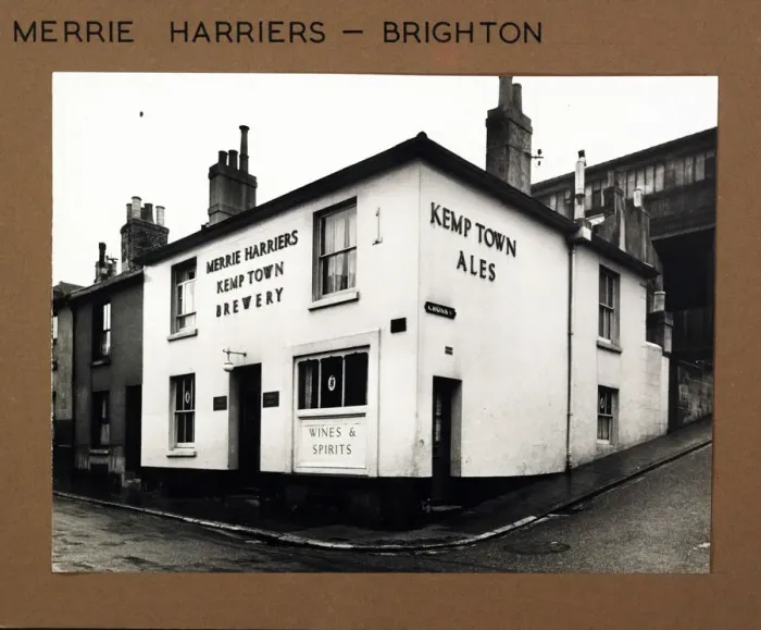 Framed Print : Photograph of Merrie Harriers PH, Brighton, Sussex Framed Print : Photograph of Merrie Harriers PH, Brighton, Sussex