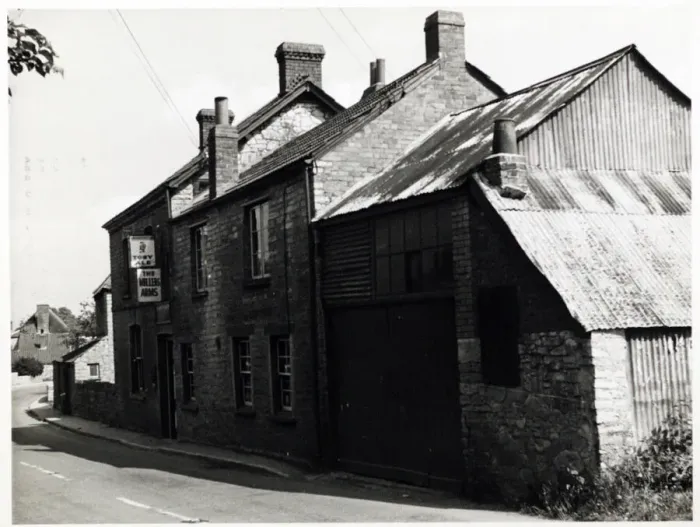 Framed Print : Photograph of Millers Arms, Langport, Somerset Framed Print : Photograph of Millers Arms, Langport, Somerset