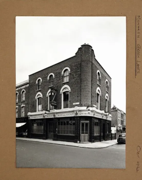 Framed Print : Photograph of Monarch PH, Green Lanes, London Framed Print : Photograph of Monarch PH, Green Lanes, London