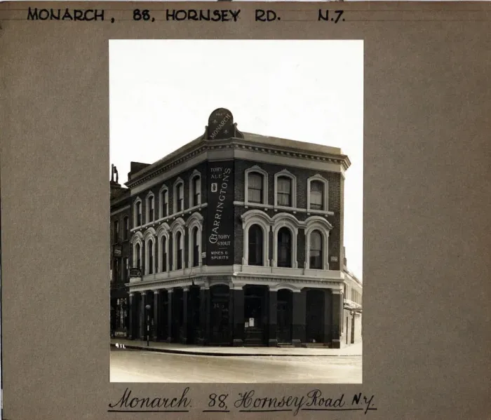Framed Print : Photograph of Monarch PH, Holloway, London