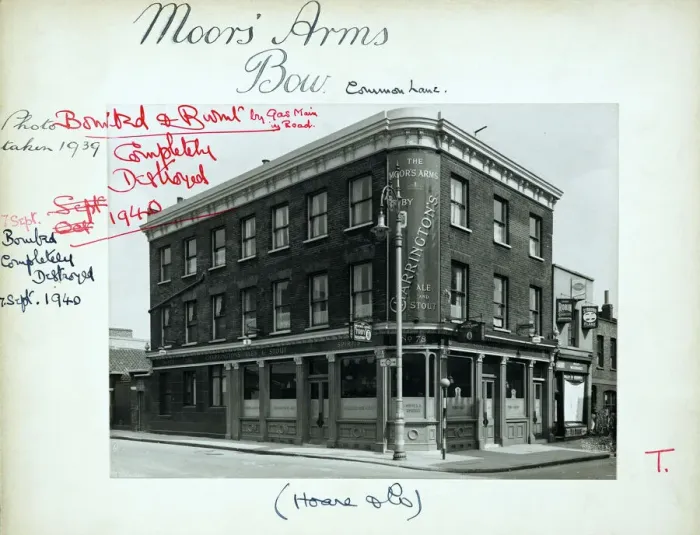 Framed Print : Photograph of Moors Arms, Bow, London Framed Print : Photograph of Moors Arms, Bow, London