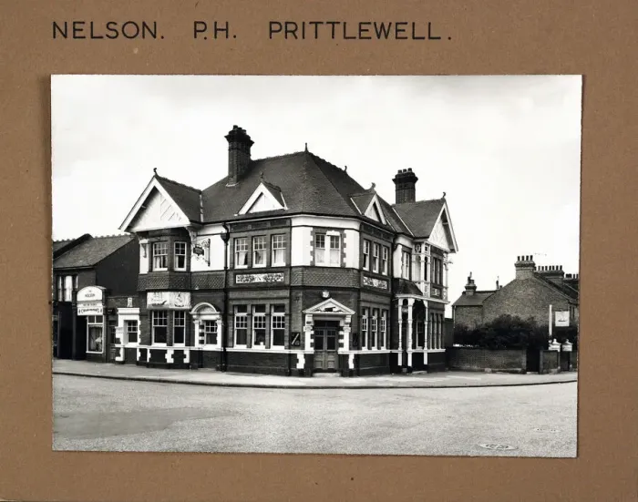 Framed Print : Photograph of Nelson PH, Prittlewell, Essex Framed Print : Photograph of Nelson PH, Prittlewell, Essex