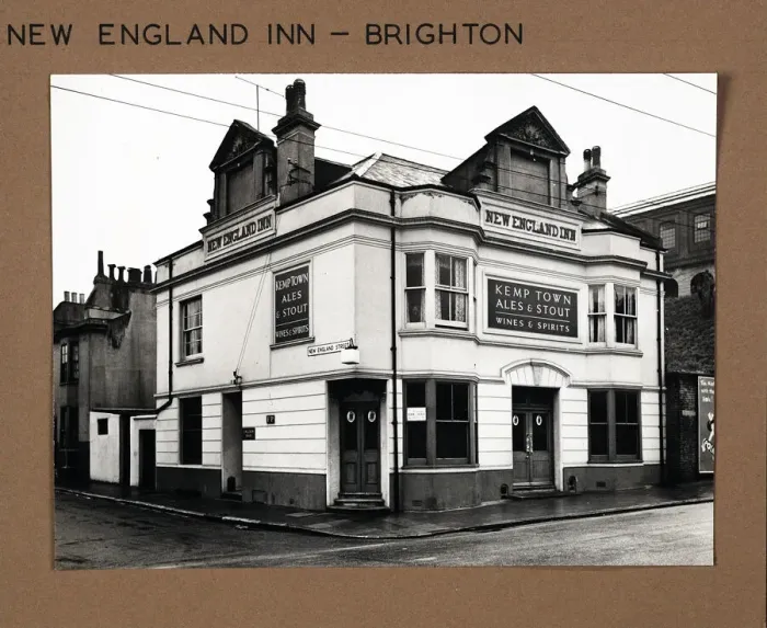 Framed Print : Photograph of New England Inn, Brighton, Sussex Framed Print : Photograph of New England Inn, Brighton, Sussex