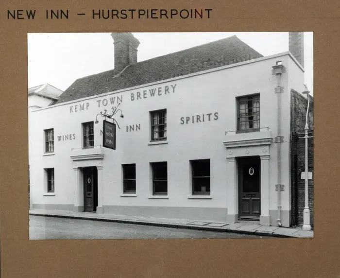 Framed Print : Photograph of New Inn, Hurstpierpoint, Sussex Framed Print : Photograph of New Inn, Hurstpierpoint, Sussex