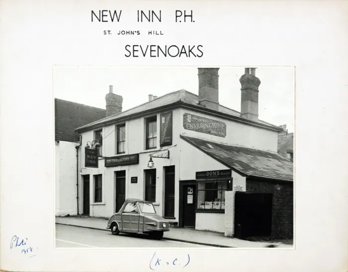 Framed Print : Photograph of New Inn, Sevenoaks, Kent Framed Print : Photograph of New Inn, Sevenoaks, Kent