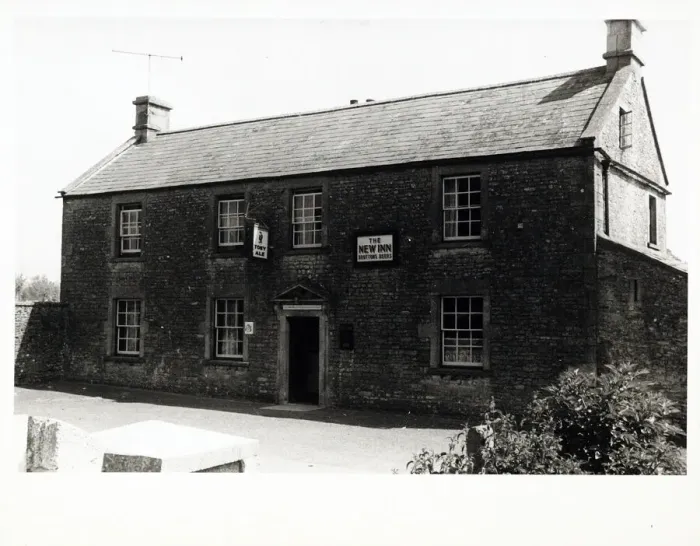 Framed Print : Photograph of New Inn, Shepton Mallet, Somerset Framed Print : Photograph of New Inn, Shepton Mallet, Somerset