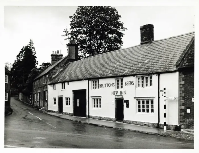 Framed Print : Photograph of New Inn, Yeovil, Somerset Framed Print : Photograph of New Inn, Yeovil, Somerset
