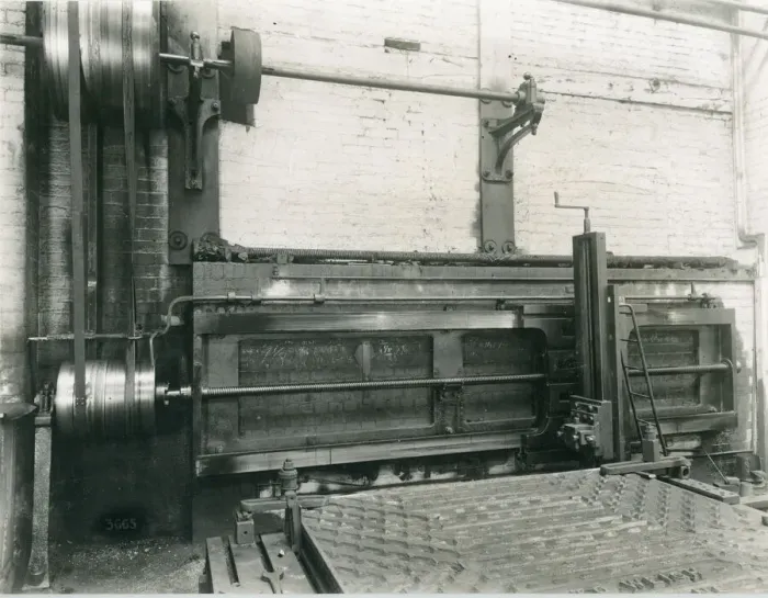 Framed Print : Photograph of Old Face Plate Lathe Framed Print : Photograph of Old Face Plate Lathe