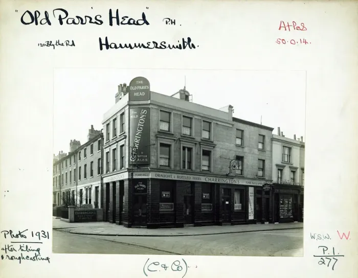 Framed Print : Photograph of Old Parrs Head PH, Hammersmith, London Framed Print : Photograph of Old Parrs Head PH, Hammersmith, London